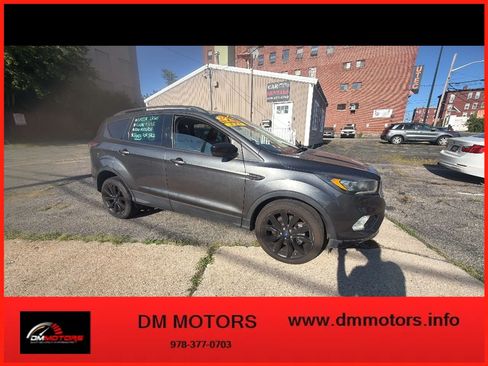 Used 2018 Ford Escape SE w/ SE Sport Appearance Package AWD/4WD image 8