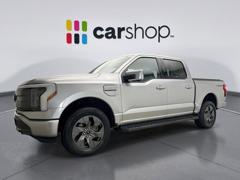 Used 2023 Ford F150 Lightning Lariat w/ Max Trailer Tow Package image 1