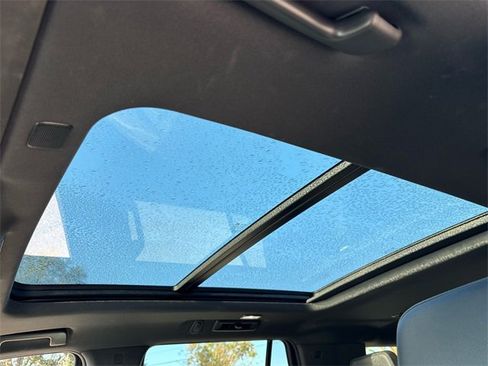 Used 2023 Chevrolet Tahoe Z71 image 14