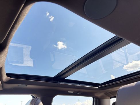 New 2025 Ford F250 King Ranch w/ Chrome Package image 16