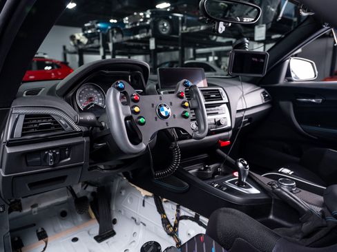 Used 2017 BMW M2 RWD image 53
