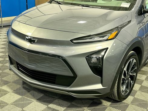 Used 2023 Chevrolet Bolt EUV Premier w/ Super Cruise Package image 38