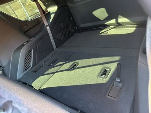 Used 2021 Chevrolet Tahoe LT image 10