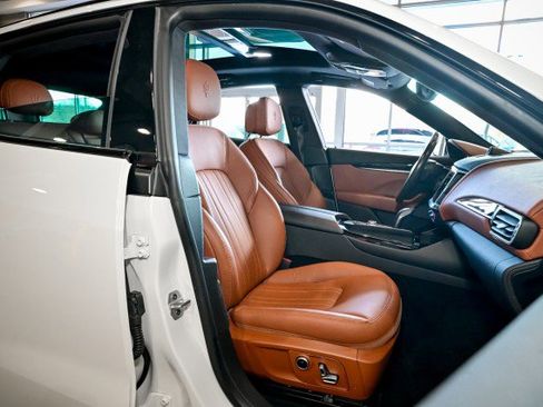 Used 2022 Maserati Levante GT image 28