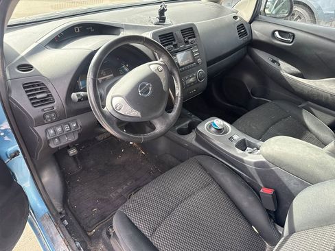 Used 2015 Nissan Leaf S w/ Charge Package FWD image 3