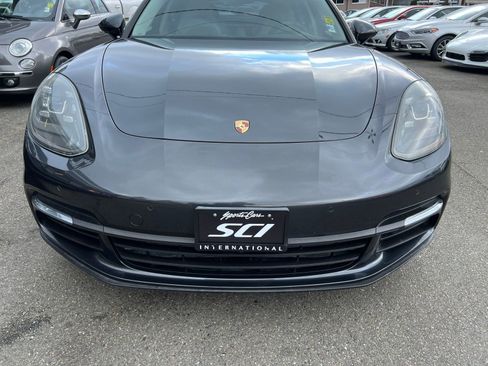 Used 2019 Porsche Panamera 4S image 8