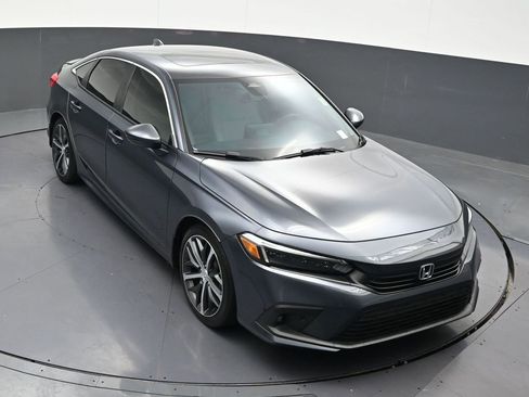 Used 2024 Honda Civic Touring image 20