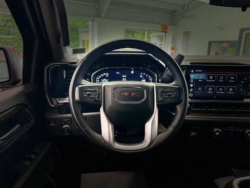 Used 2023 GMC Sierra 1500 Elevation AWD/4WD image 18