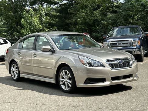 Used 2014 Subaru Legacy 2.5i Premium AWD/4WD image 24