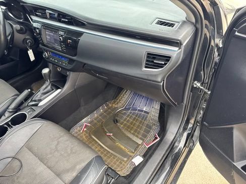 Used 2015 Toyota Corolla S FWD image 14