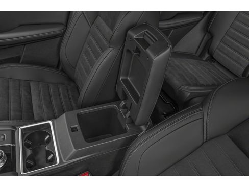 New 2025 Mitsubishi Outlander SE image 13