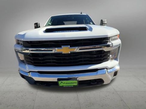 Certified 2024 Chevrolet Silverado 2500 LT image 3