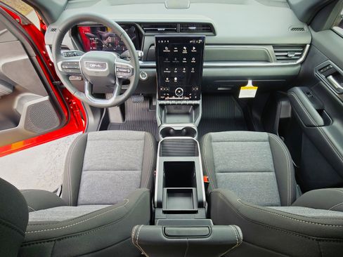 New 2026 GMC Terrain Elevation w/ LPO, Floor Liner Package image 15