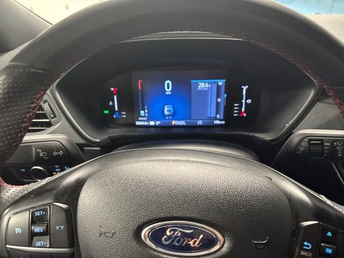 Used 2023 Ford Escape ST-Line image 26