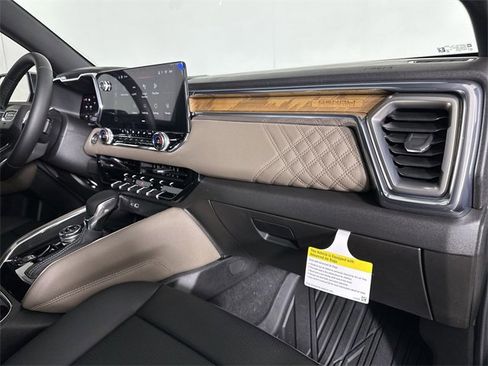 New 2026 GMC Canyon Denali image 30