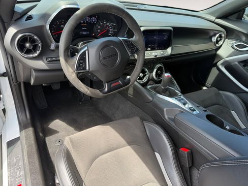 Used 2019 Chevrolet Camaro SS RWD image 15