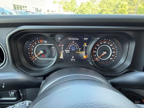 New 2026 Jeep Gladiator Rubicon w/ Safety Group AWD/4WD image 25