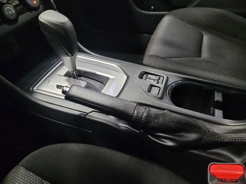 Used 2019 Subaru Impreza 2.0i Premium AWD/4WD image 26