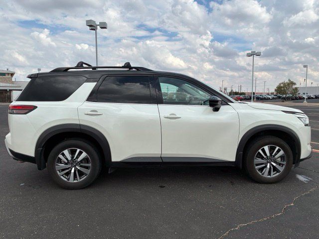 Certified 2024 Nissan Pathfinder SL FWD image 7