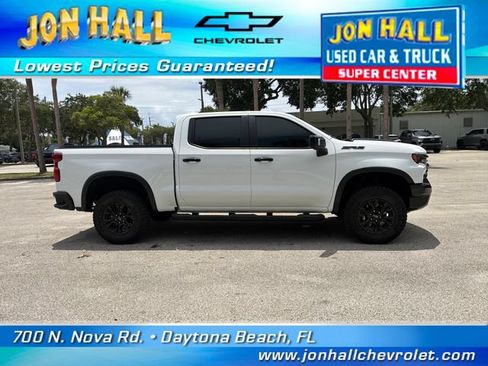 Used 2025 Chevrolet Silverado 1500 ZR2 w/ Technology Package AWD/4WD image 13