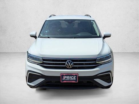 Used 2024 Volkswagen Tiguan S AWD/4WD image 2