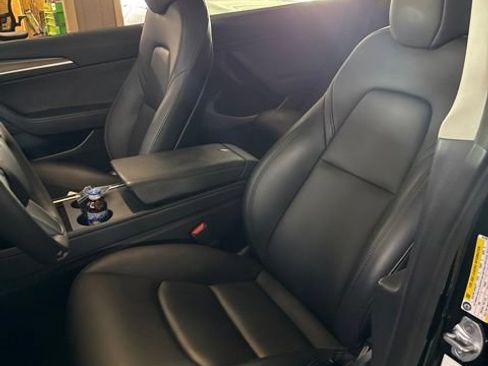 Used 2023 Tesla Model 3 Standard Range RWD image 5