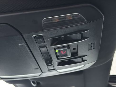 Used 2021 Toyota Highlander XSE image 26