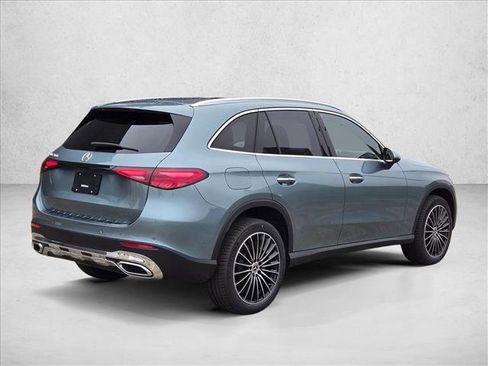 New 2026 Mercedes-Benz GLC 300 image 2