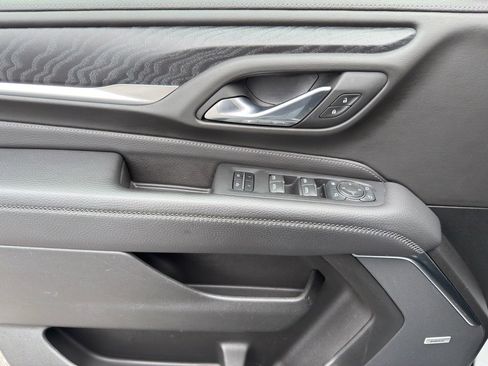 Used 2024 GMC Yukon Denali image 11