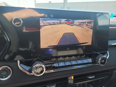 New 2025 Chevrolet Colorado Z71 image 13