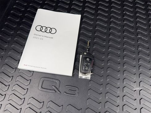 Used 2021 Audi Q3 2.0T Premium w/ Convenience Package image 81