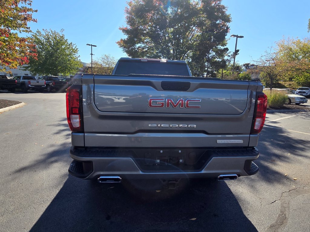 Used 2022 GMC Sierra 1500 Elevation AWD/4WD image 5