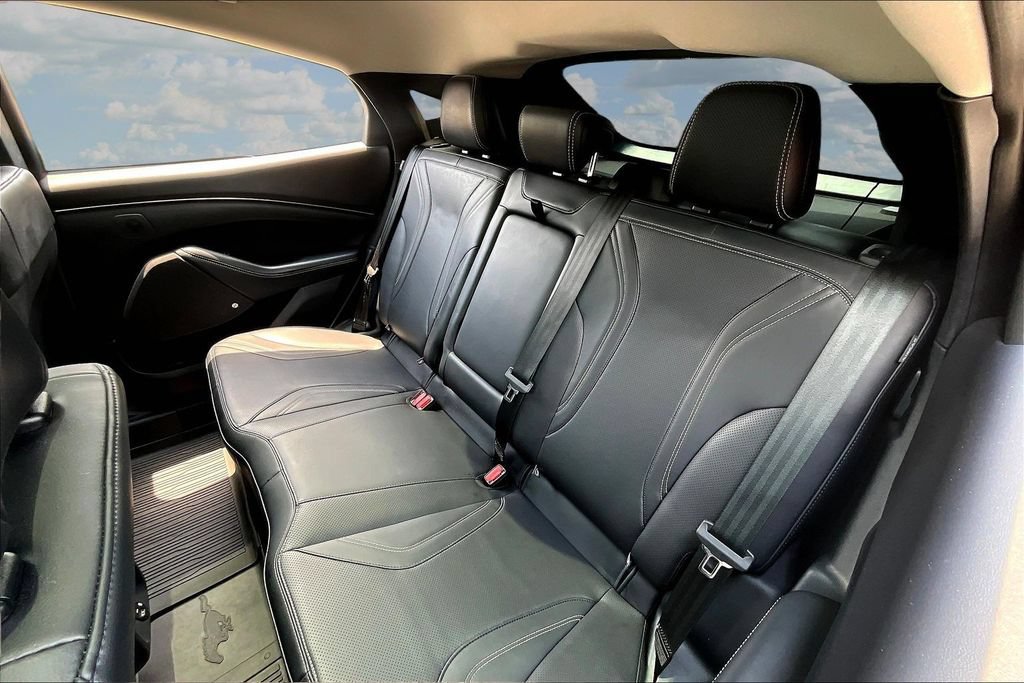 Used 2022 Ford Mustang Mach-E Premium AWD/4WD image 22