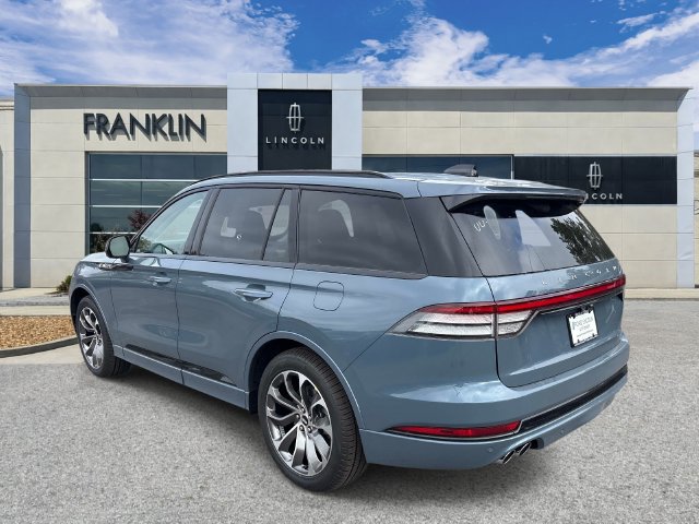 New 2026 Lincoln Aviator 2WD w/ Jet Appearance Package image 5
