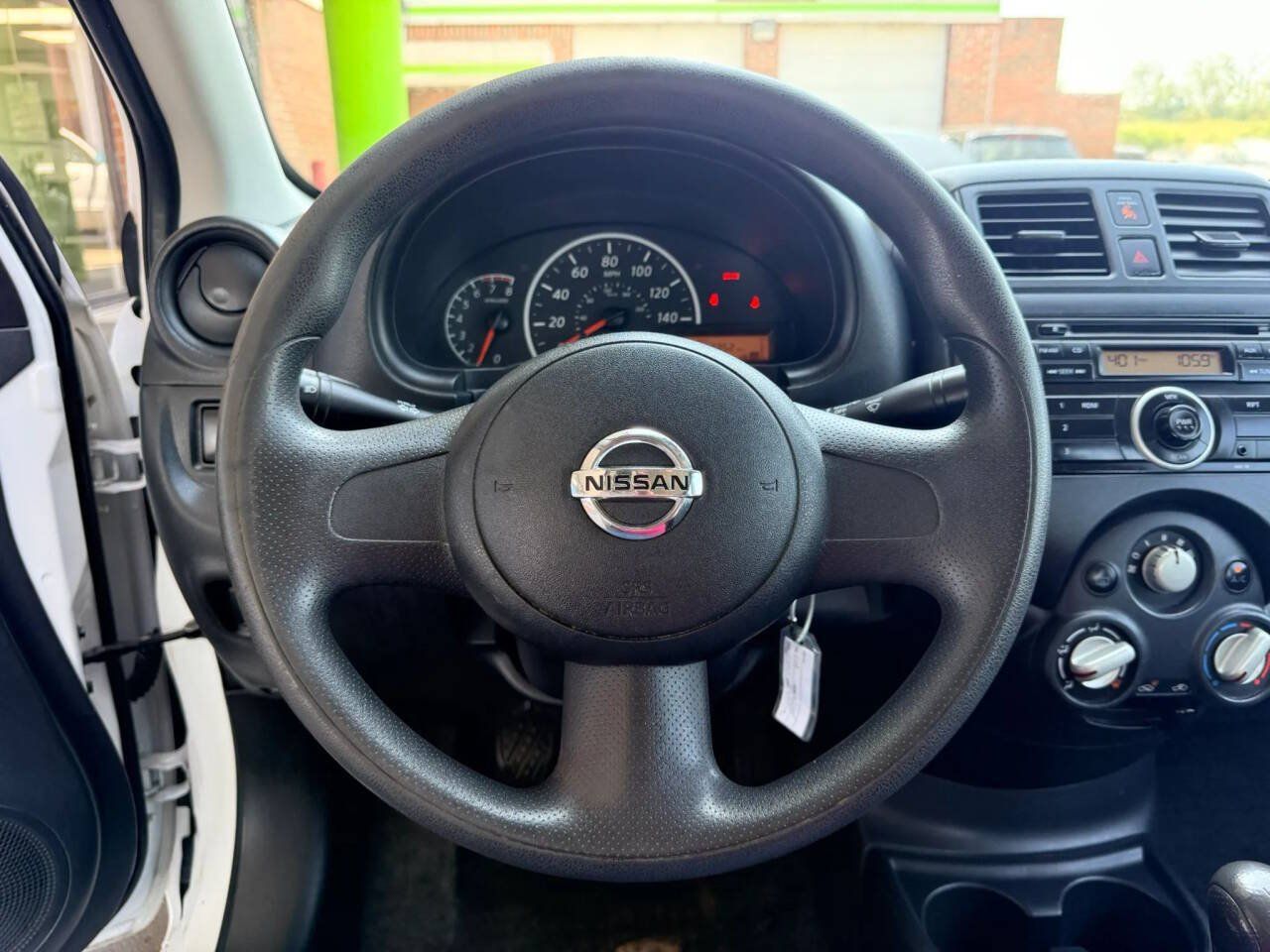 Used 2014 Nissan Versa S FWD image 10