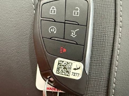 Used 2026 Buick Enclave Preferred AWD/4WD image 25