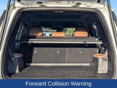 Used 2025 Hyundai Santa Fe Limited image 14