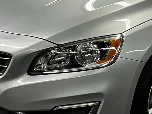 Used 2014 Volvo S60 T5 FWD image 37