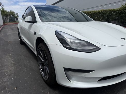 Used 2021 Tesla Model 3 Standard Range Plus RWD image 7