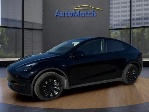 Used 2025 Tesla Model Y Long Range AWD/4WD image 5