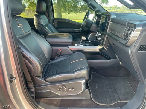 Used 2021 Ford F150 Platinum w/ Equipment Group 701A High AWD/4WD image 17