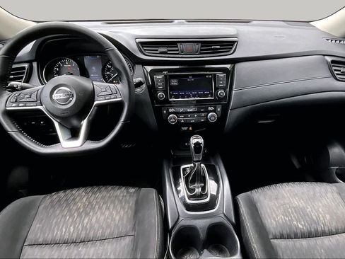 Used 2020 Nissan Rogue SV AWD/4WD image 16