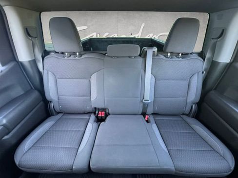 Used 2023 Chevrolet Silverado 1500 Custom Trail Boss AWD/4WD image 22