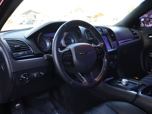 Used 2018 Chrysler 300 S w/ S Model Appearance Package AWD/4WD image 15