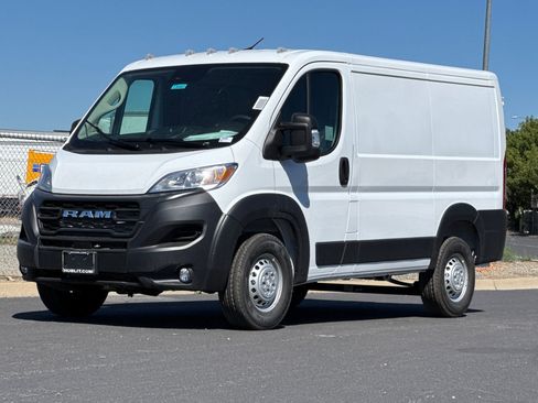 New 2026 RAM ProMaster 1500 w/ Convenience Group FWD image 7