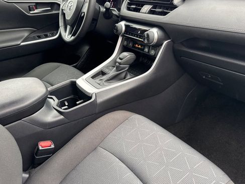 Used 2025 Toyota RAV4 XLE w/ Weather Package image 32