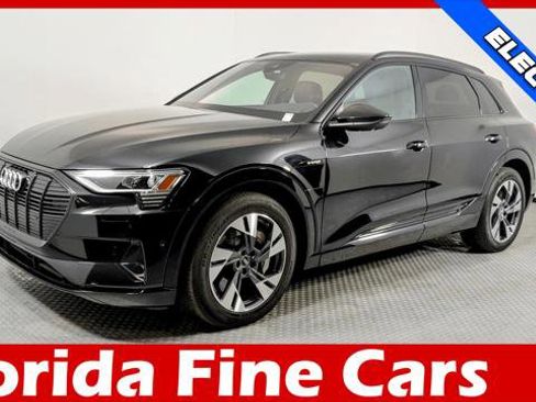 Used 2022 Audi e-tron Premium w/ Convenience Plus Package image 1