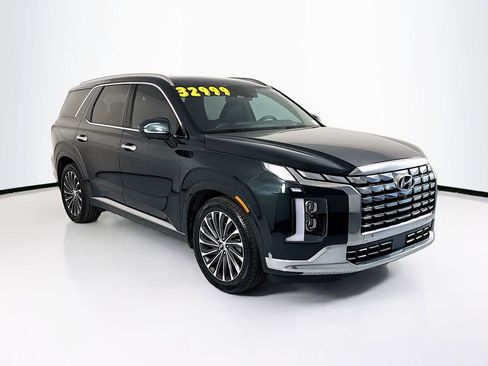 Used 2023 Hyundai Palisade Calligraphy w/ Cargo Package image 3