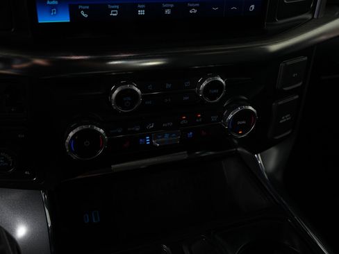 Used 2022 Ford F150 Lariat w/ Max Trailer Tow Package AWD/4WD image 22