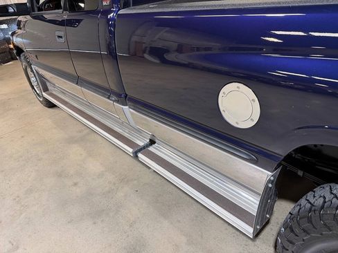 Used 1998 Dodge Ram 2500 Truck 2WD Quad Cab image 46